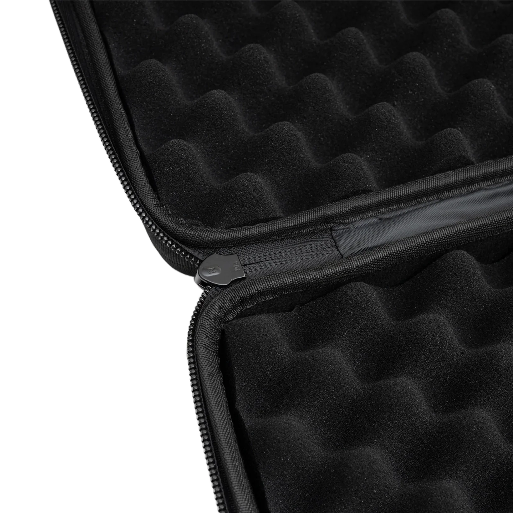 AlphaTheta DJC-A3 DJ Controller Bag for DDJ-GRV6, DDJ-REV5, DDJ-FLX10, DDJ-800, DDJ-1000, DD-1000SRT, DDJ-FLX6, DDJ-FLX6-GT, DDJ-SR2, DDJ-SX3 - Image 3