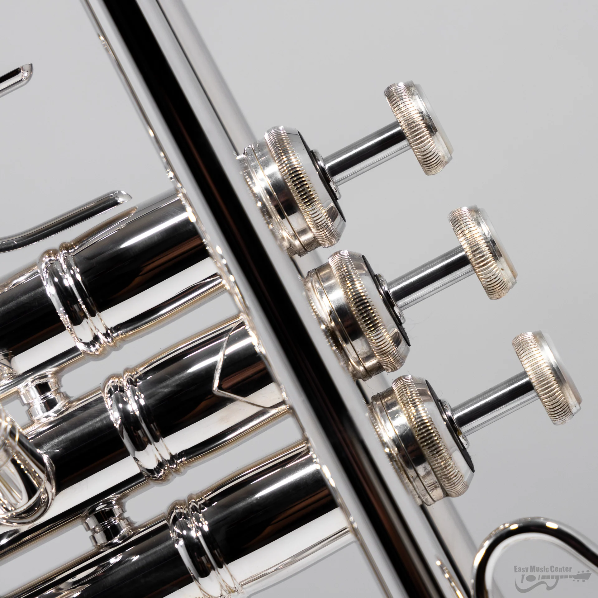Bach "Apollo" 170S43GYR Bb Trumpet in Silver Plate - Image 2