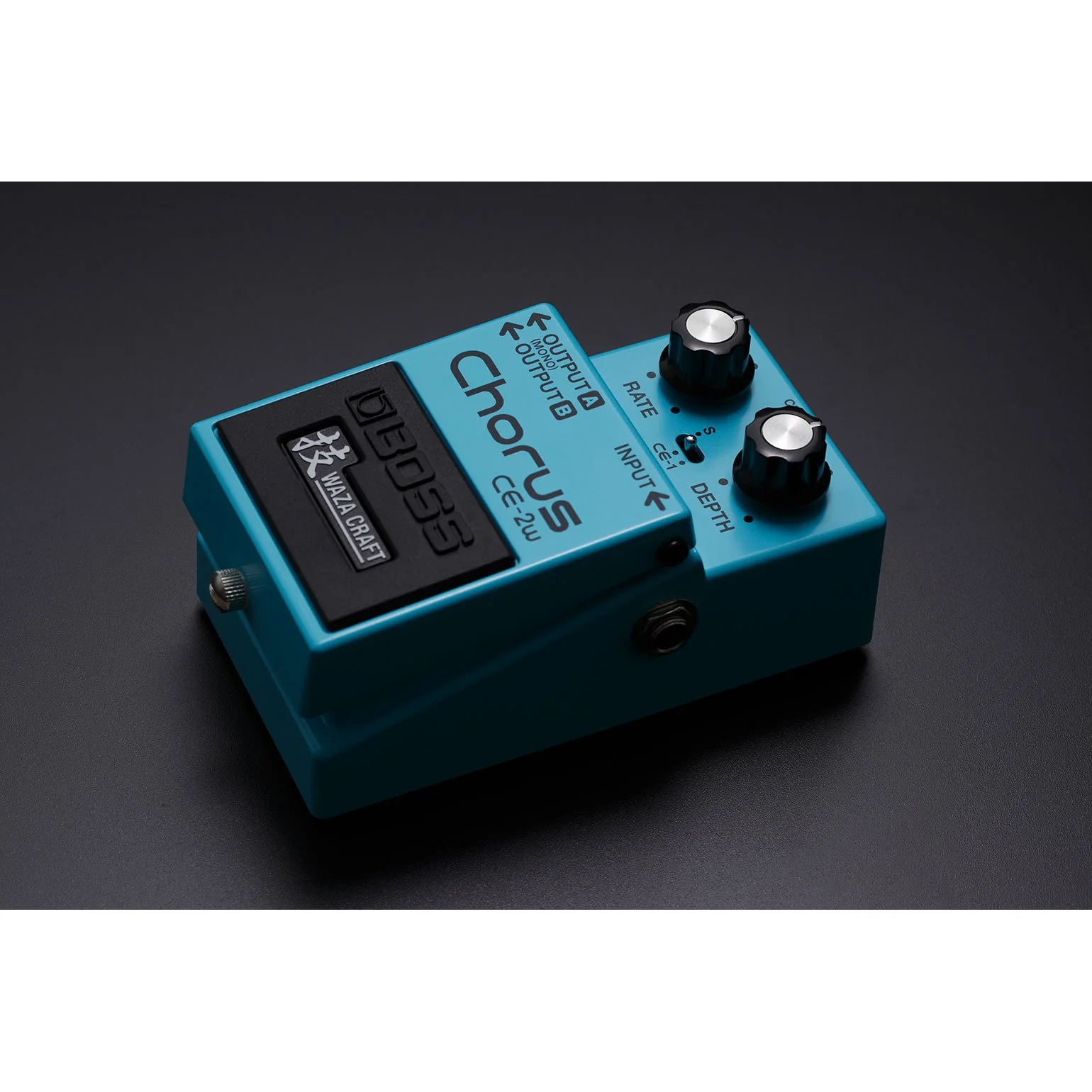 Boss CE-2W Waza Craft Chorus Effects Pedal - Image 7