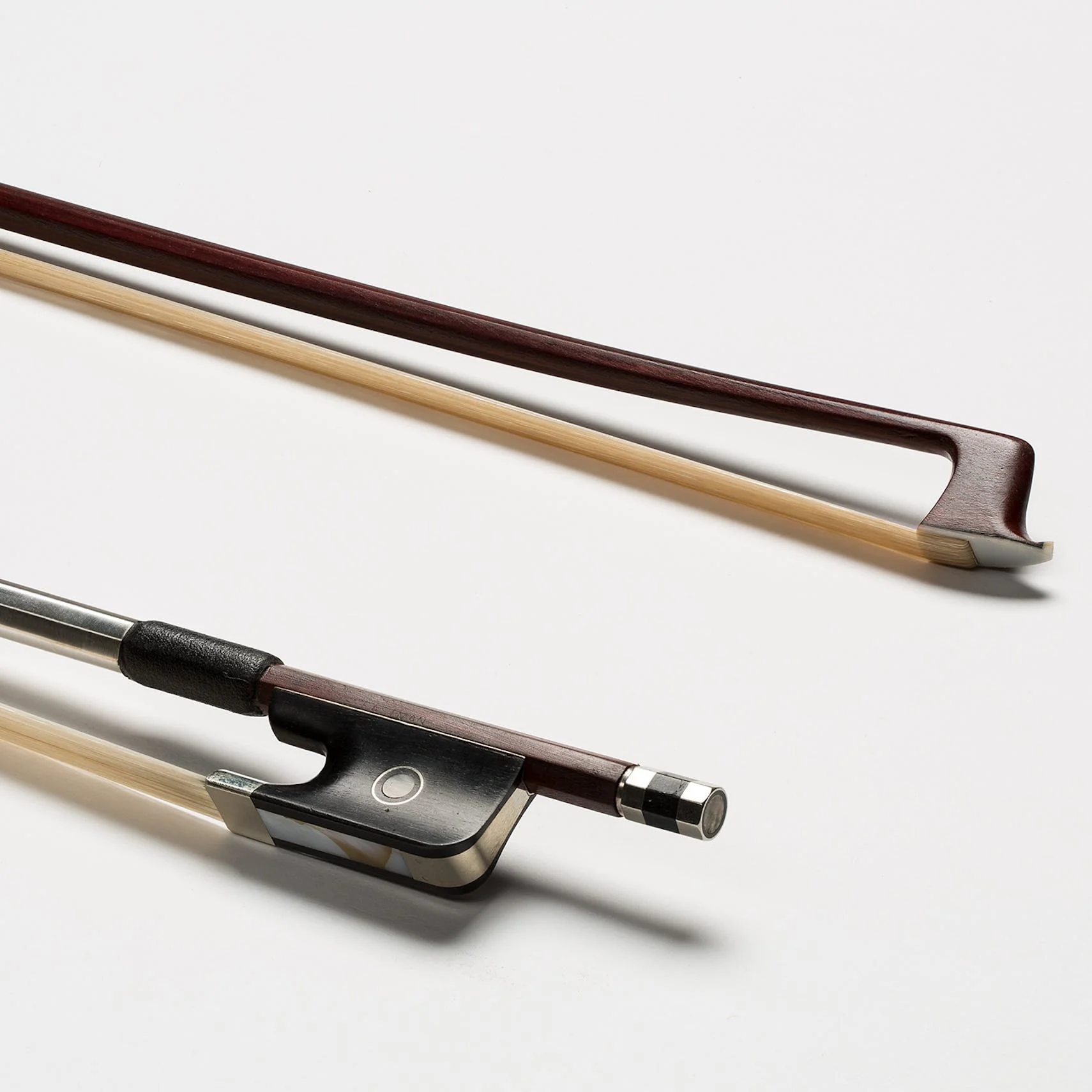 Eastman BA40-4/4 Brazilwood Viola Bow