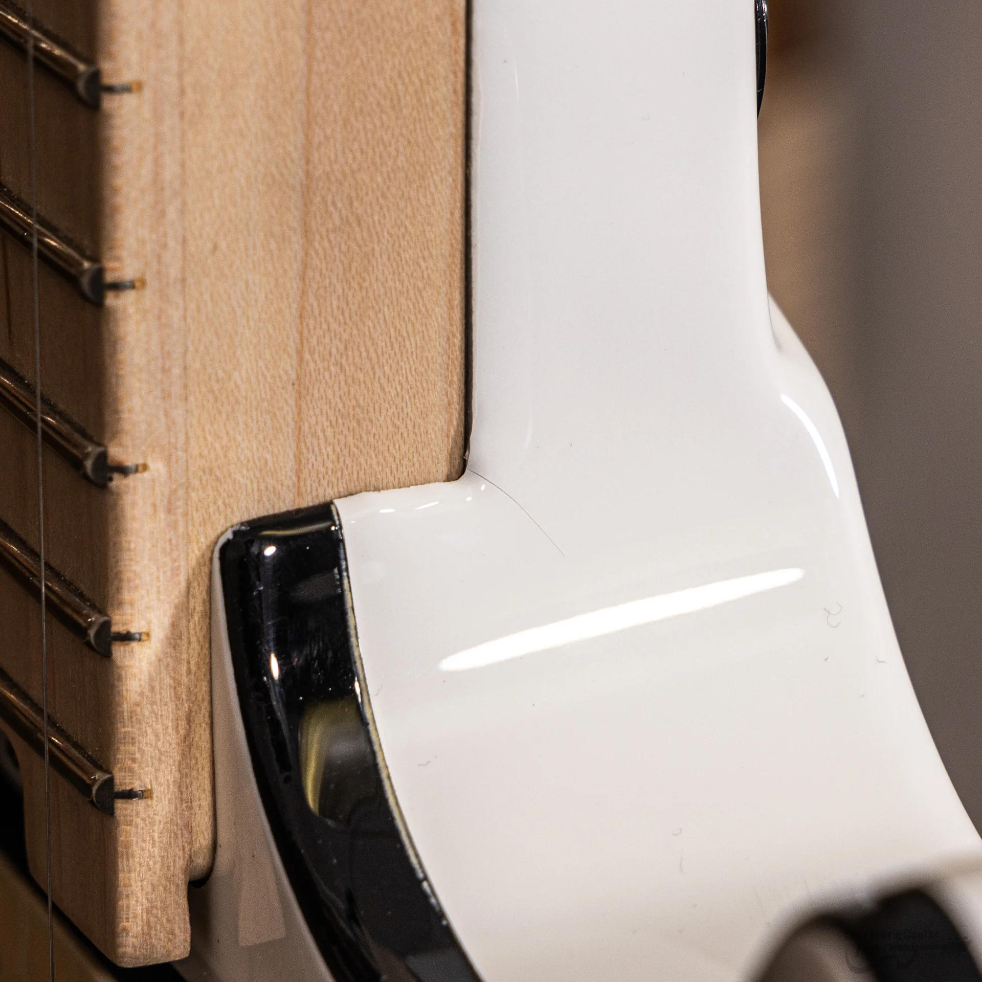 EVH 510-7701-510 Wolfgang Special, Maple FB, Polar White (#WGM222773) - Image 6