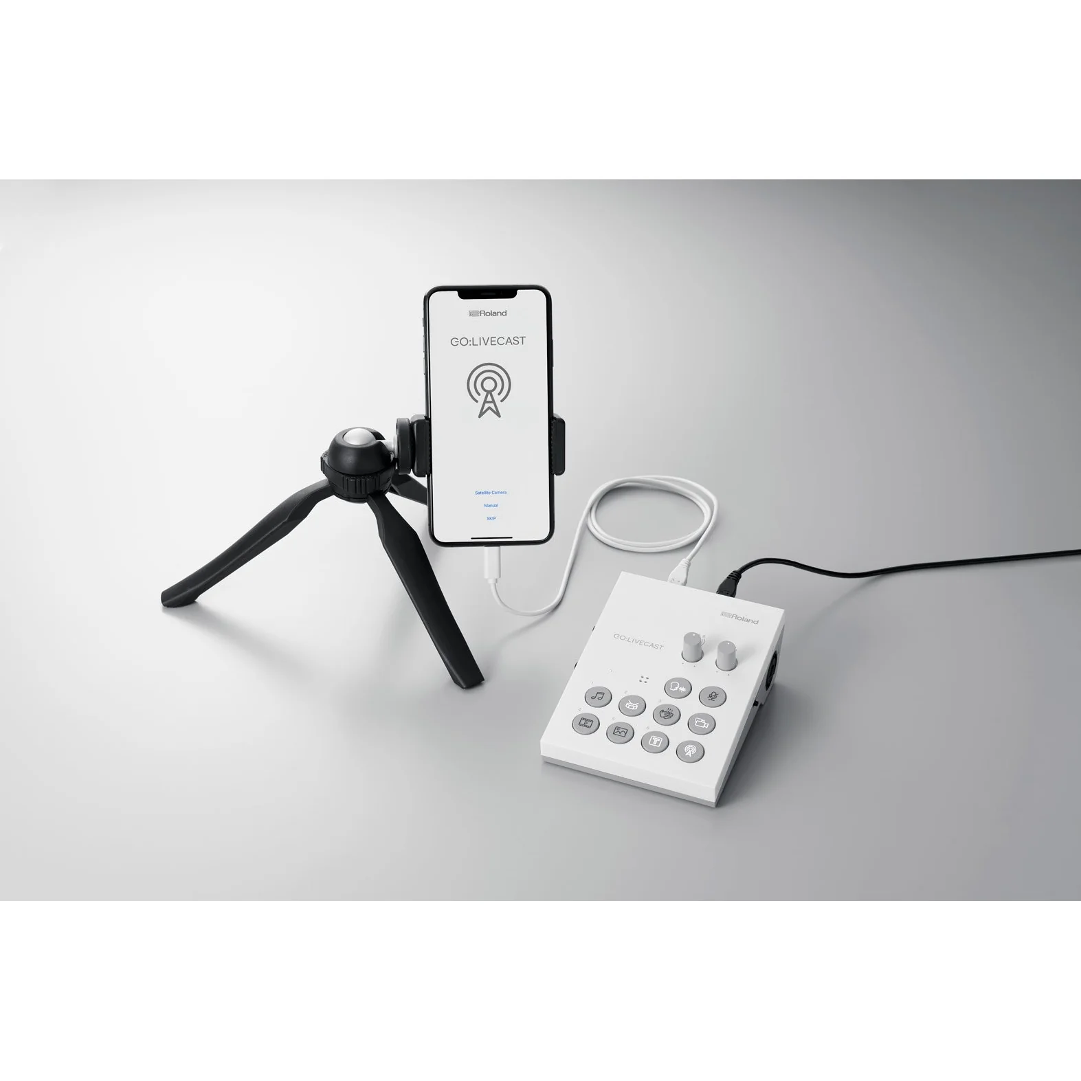Roland GOLIVECAST Livestreaming Mixer for Smartphones - Image 11