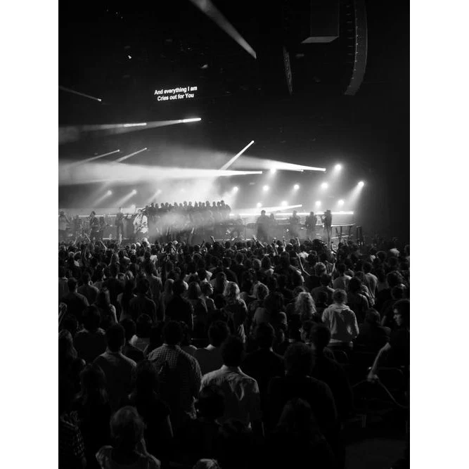 Hal Leonard HL00303164 Hillsong Worship Favorites 2nd Ed. Piano Solo - Image 3