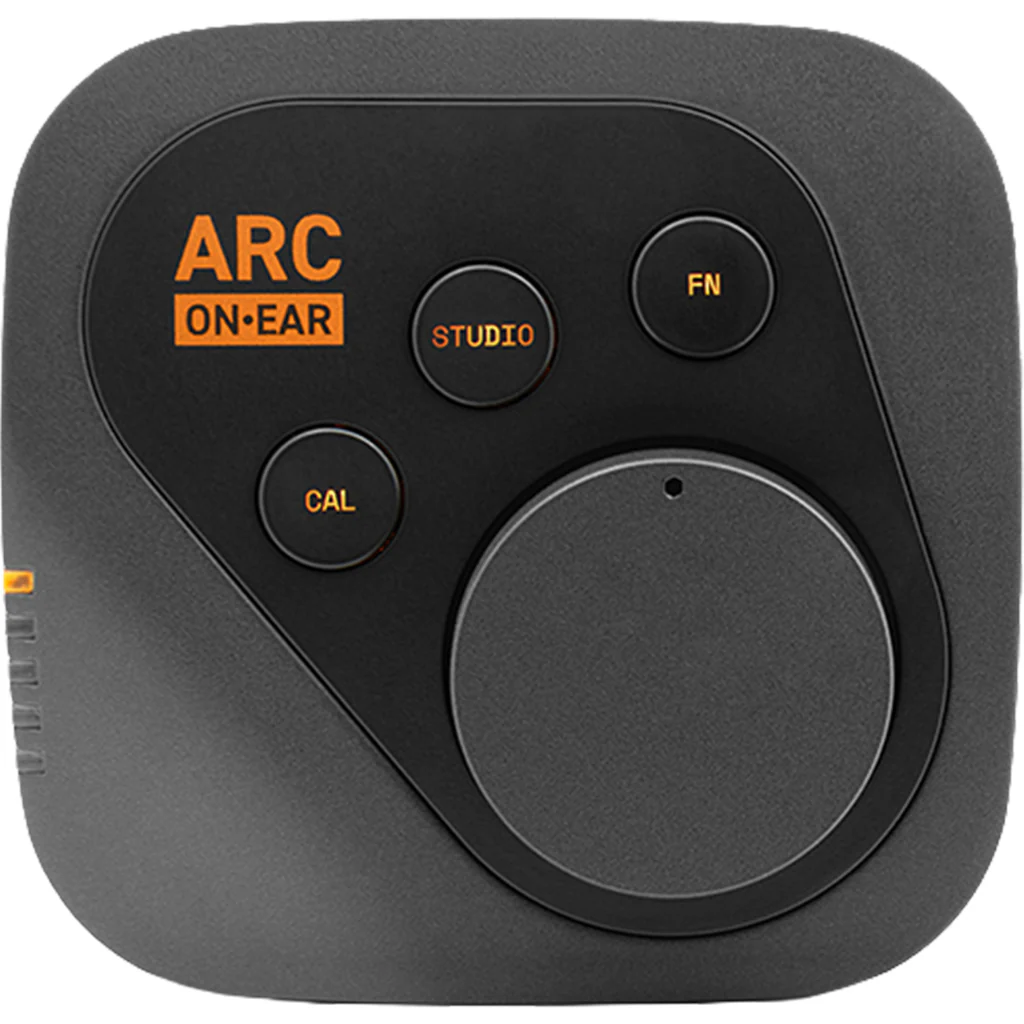 IK MULTIMEDIA IP-ARC-ONEAR-IN Headphone Modeling Preamp