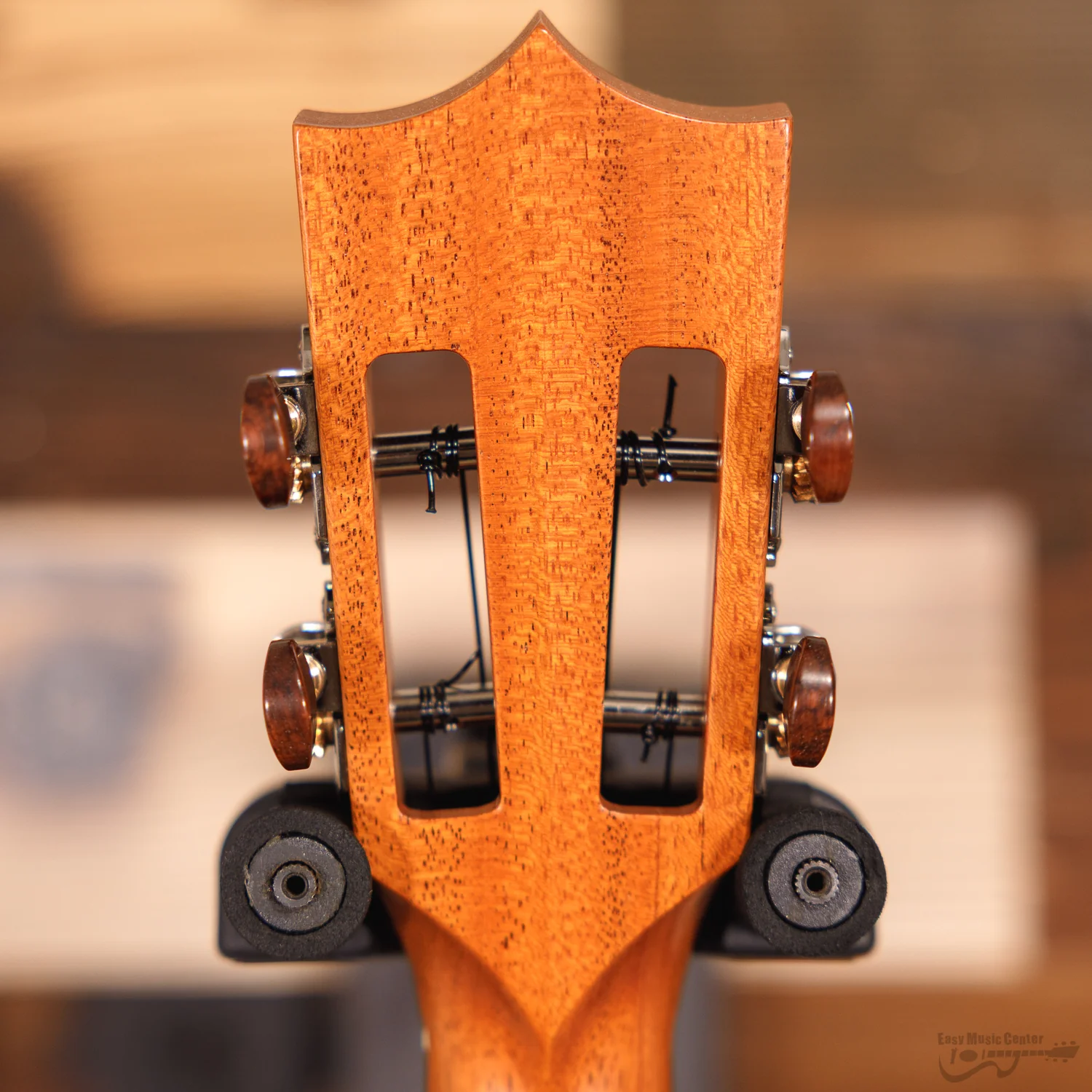 Kamaka HF-2DI Slotted Deluxe Koa Concert Ukulele (#241025) - Image 9