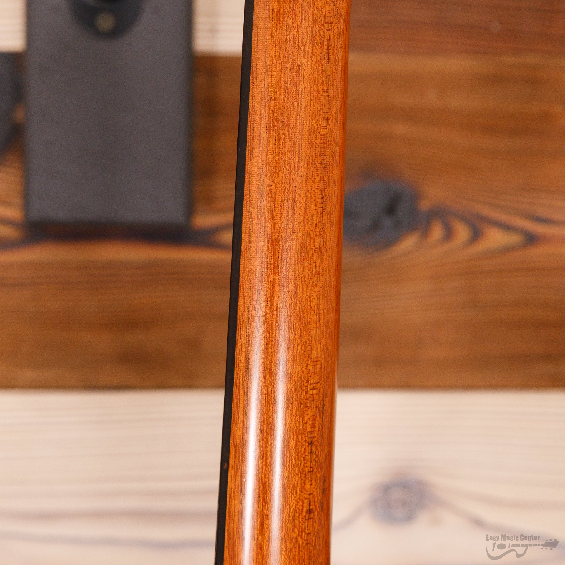 Kamaka HF-36D Deluxe Koa 6-String Tenor Ukulele (#241445) - Image 10