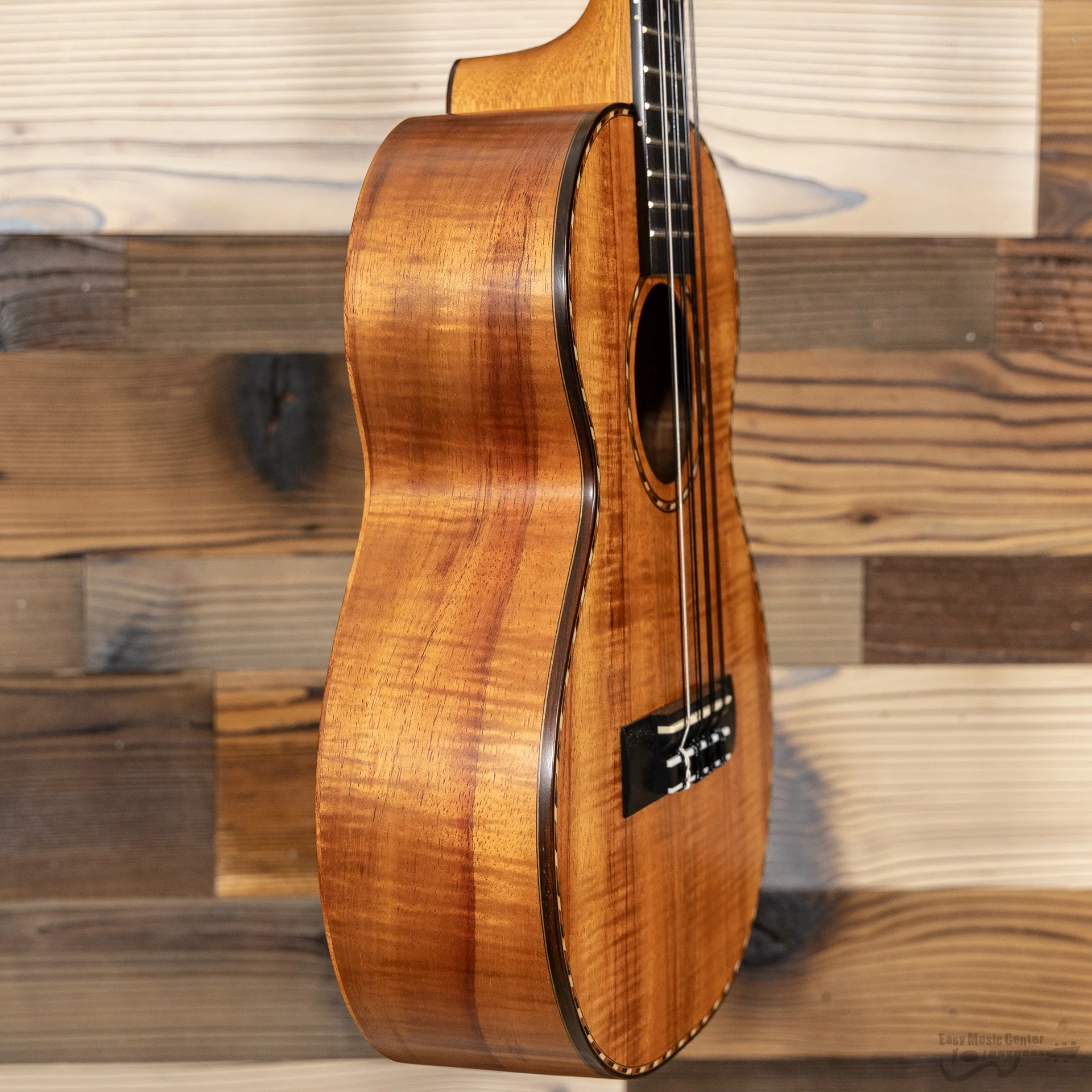Kamaka HF-38D Deluxe Koa 8-String Tenor Ukulele (#240376) - Image 4