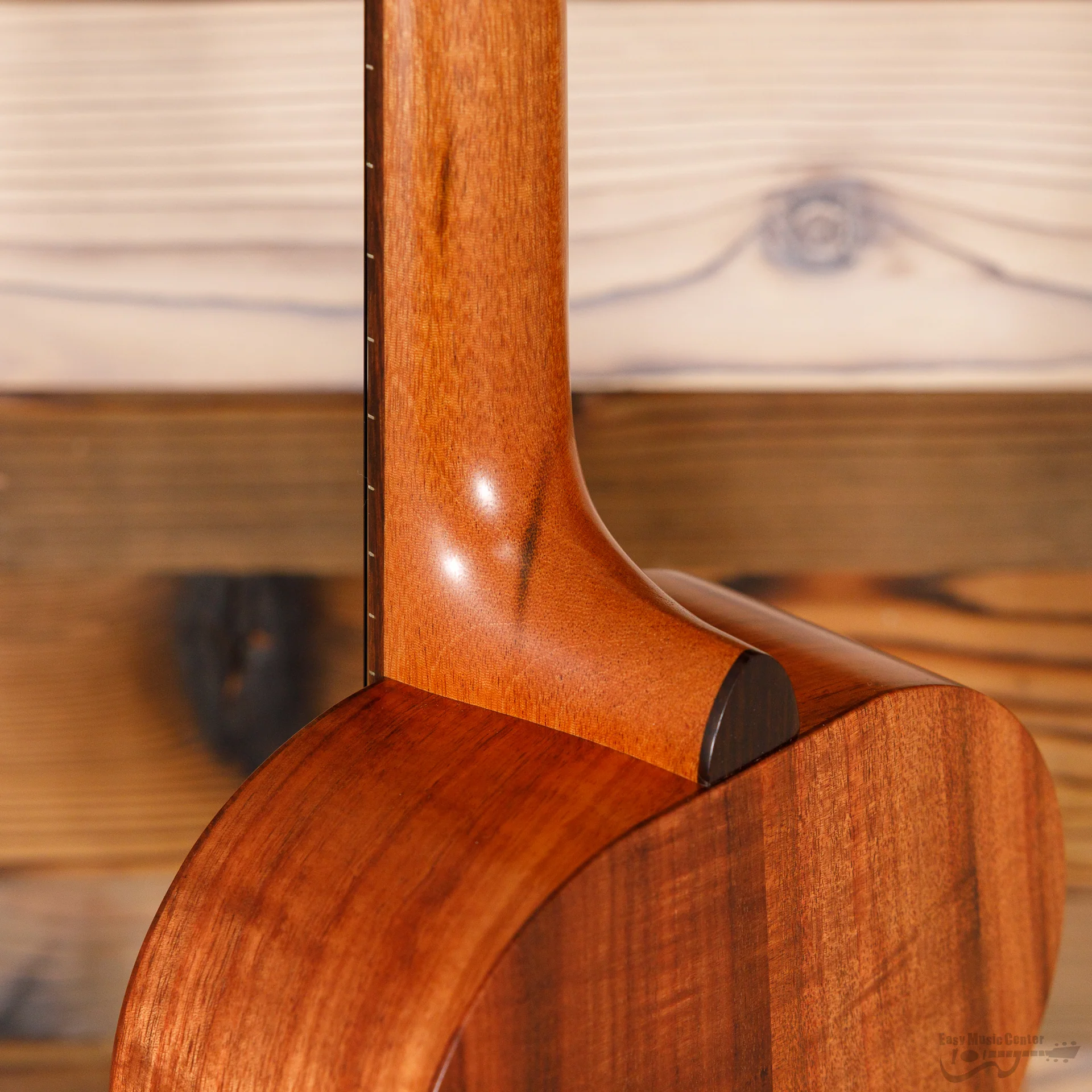 Kamaka HF3 Koa Tenor Ukulele (#241305) - Image 9