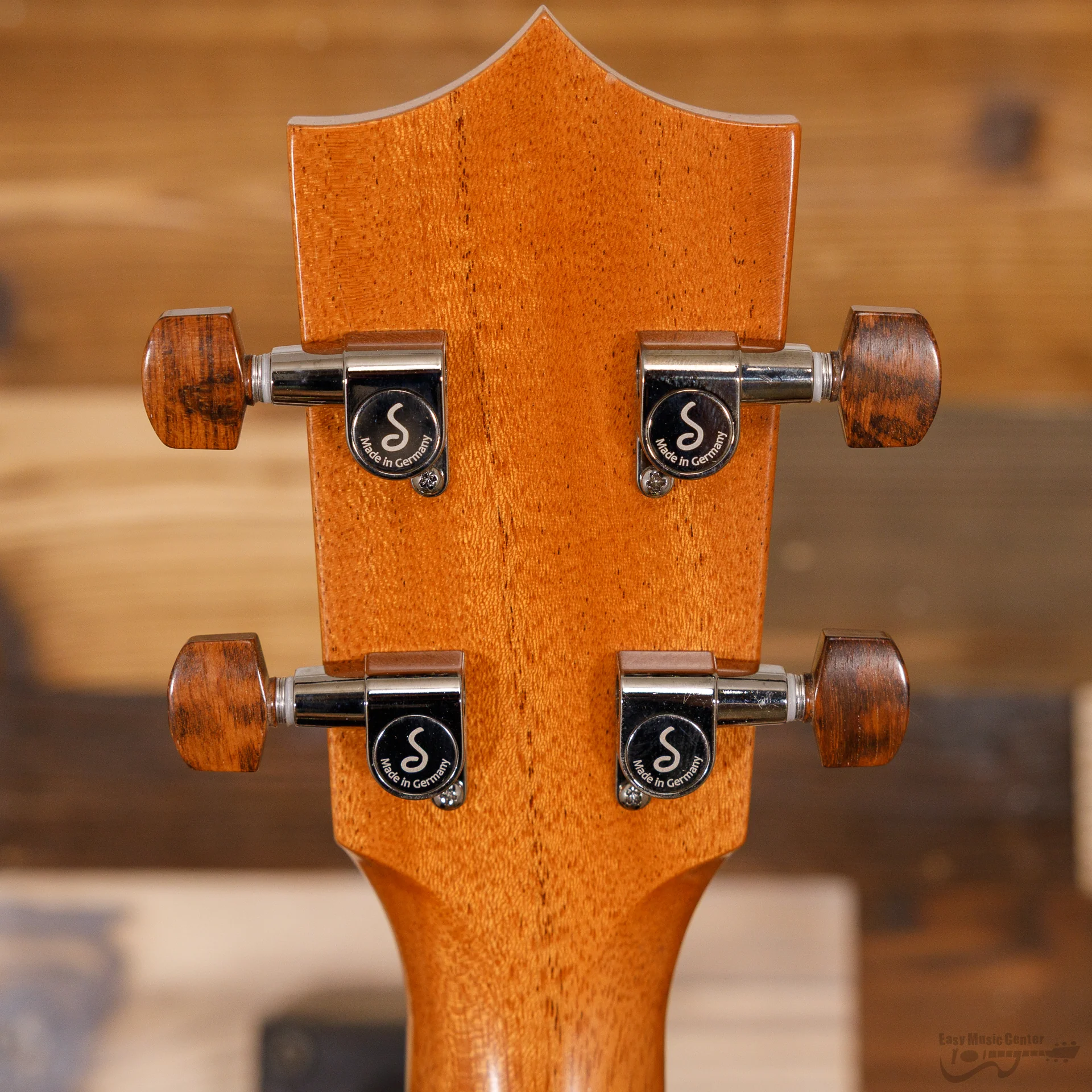 Kamaka HF4 Koa Baritone Ukulele (#250074) - Image 12