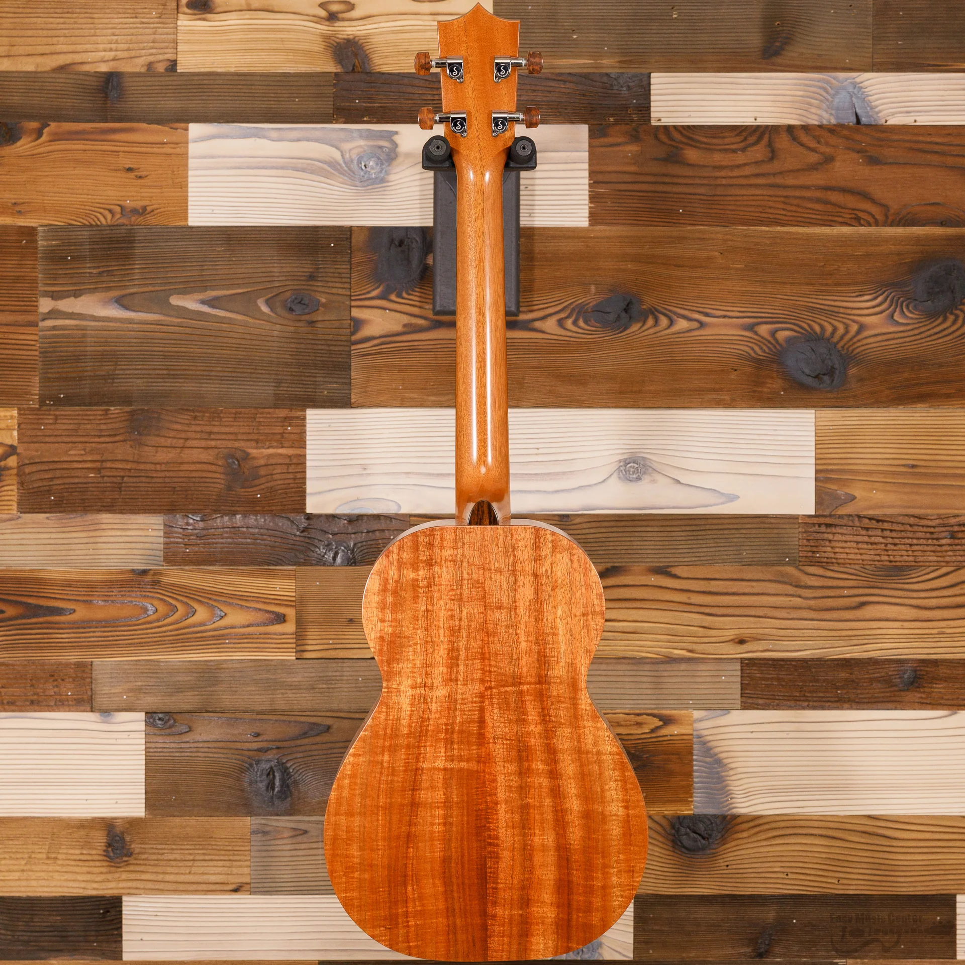Kamaka HF4 Koa Baritone Ukulele (#250074) - Image 2