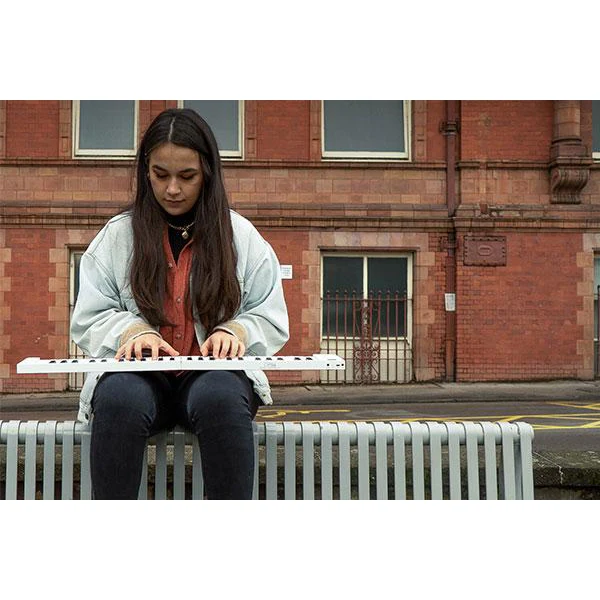 Carry-on FOLDPIANO49 49-Key Collapsible Folding Piano Keyboard, White - Image 4