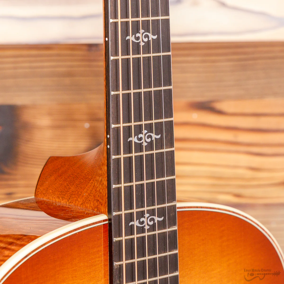 Taylor 814E-K-GL-SB Gold Label Grand Auditorium, Spruce Top, Koa b/s, Cutaway, Electronics, Sunburst (#1203115083) - Image 12