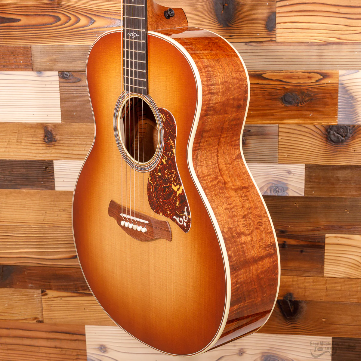 Taylor 814E-K-GL-SB Gold Label Grand Auditorium, Spruce Top, Koa b/s, Cutaway, Electronics, Sunburst (#1203115083) - Image 5