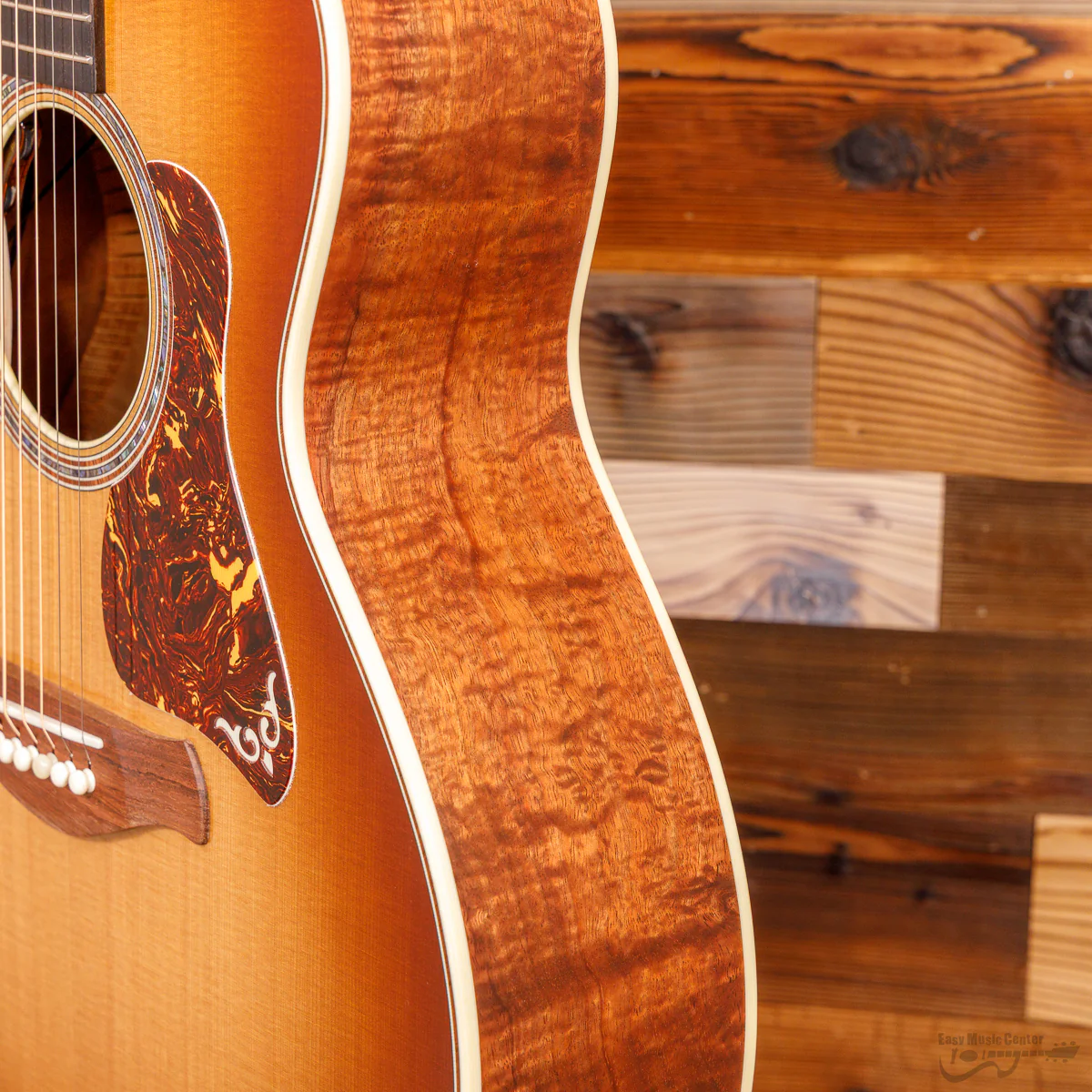 Taylor 814E-K-GL-SB Gold Label Grand Auditorium, Spruce Top, Koa b/s, Cutaway, Electronics, Sunburst (#1203115083) - Image 6