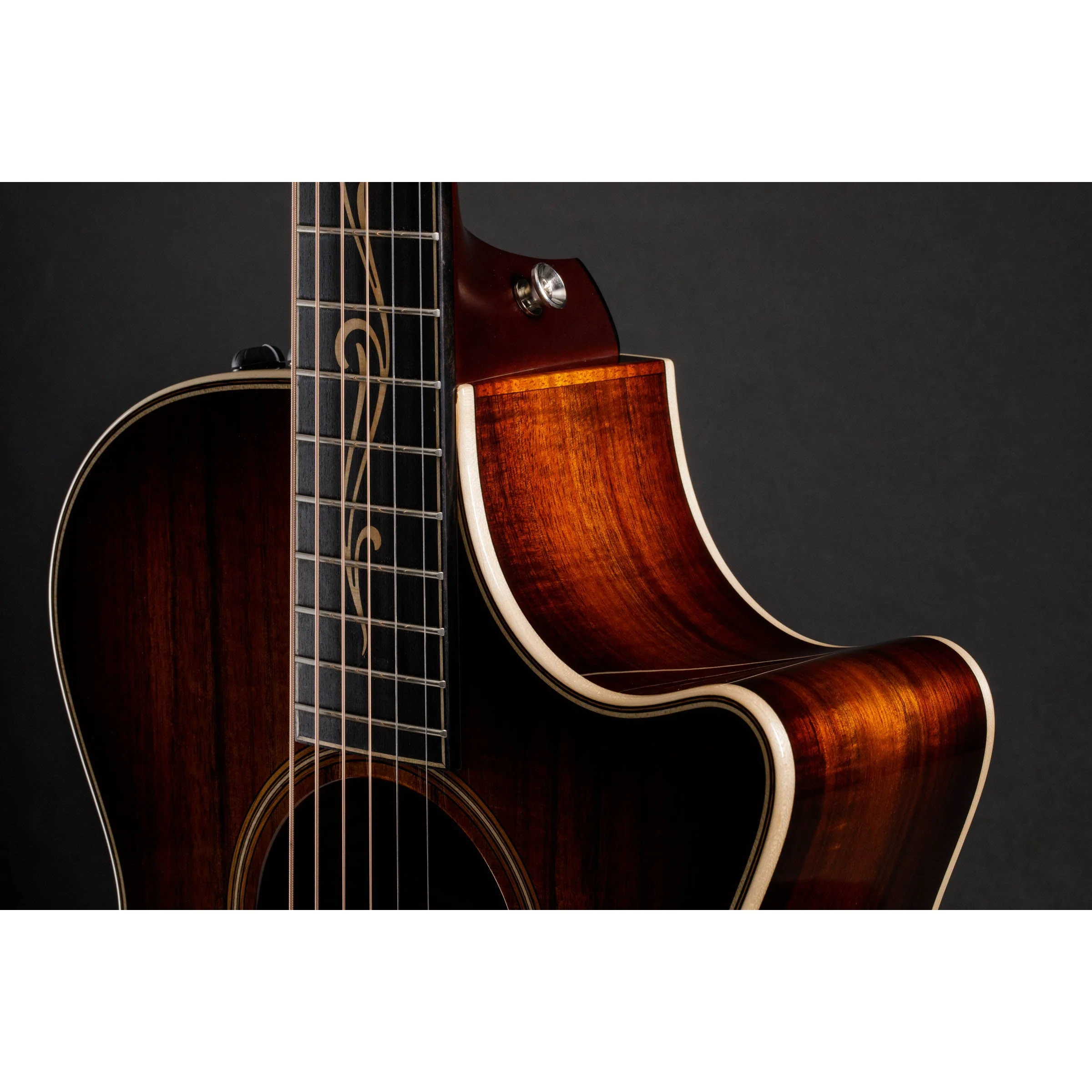 Taylor K22CE-12-FRET Grand Concert 12 Fret - All Koa, Cutaway, Electronics - Image 7