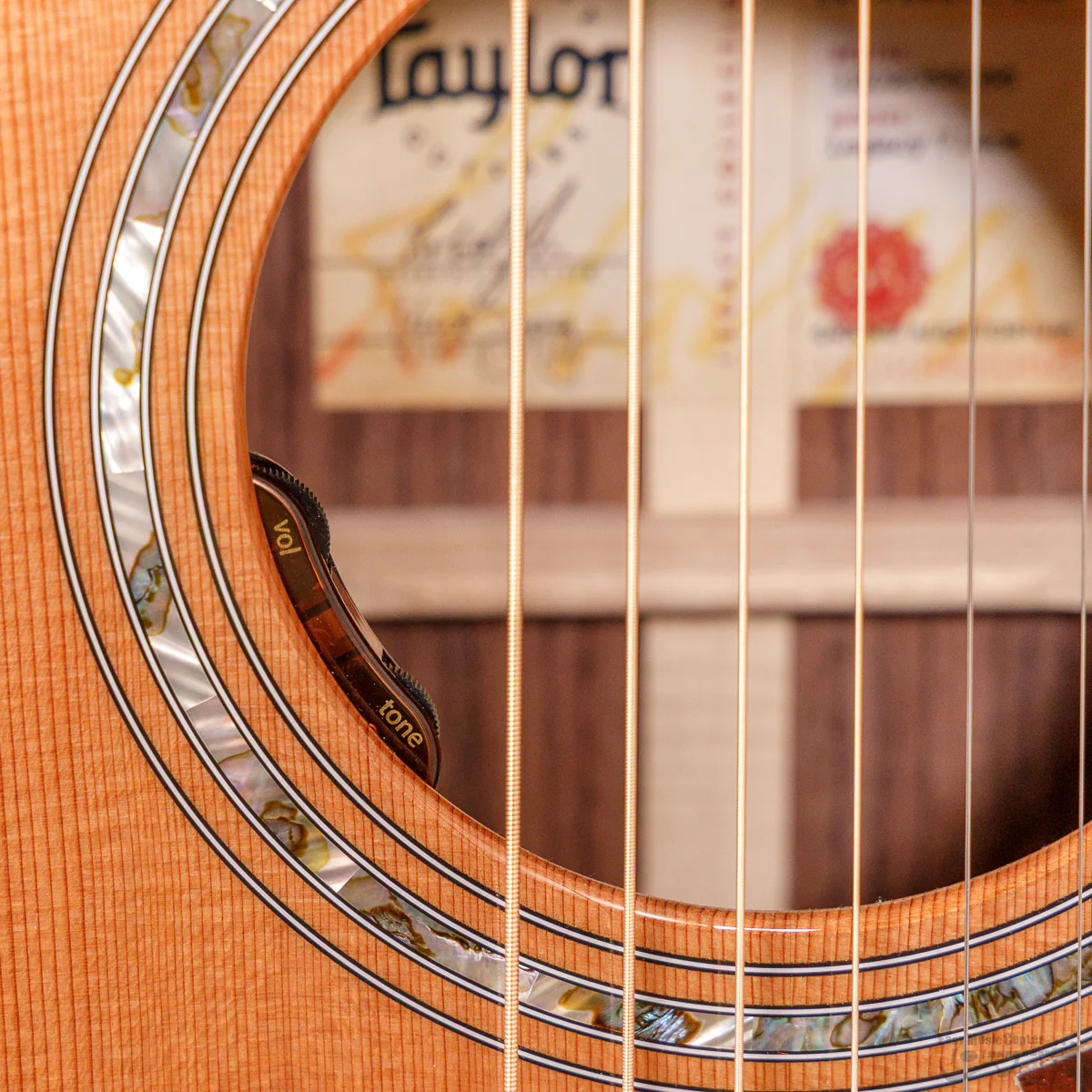 Taylor LEGACY-714CE Legacy Grand Auditorium w/ X-Bracing, Cuatway, Electronics, Cedar Top, RW b/s, Natural (#1202055066) - Image 8
